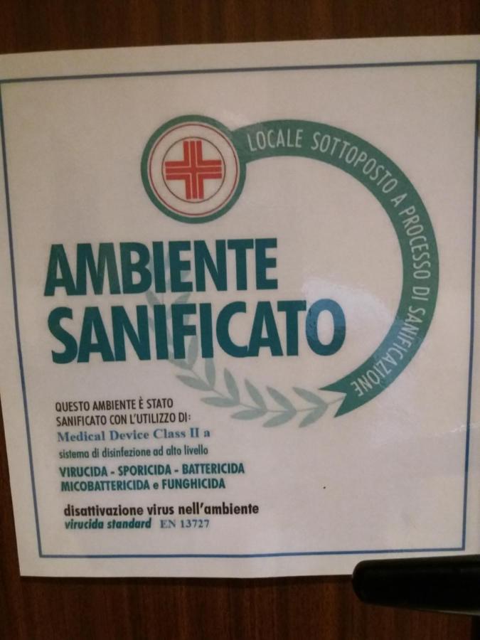 Appartamento Signorile Ambienti Sanificati Messina Buitenkant foto